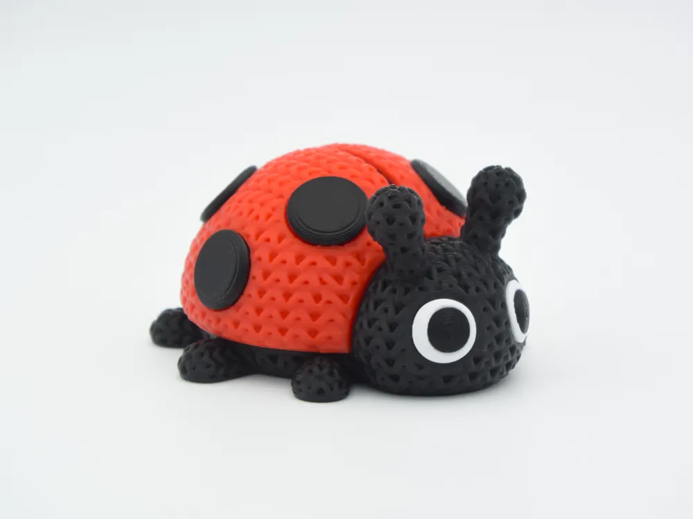 🐞 Coccinelle effet tricot – Impression 3D